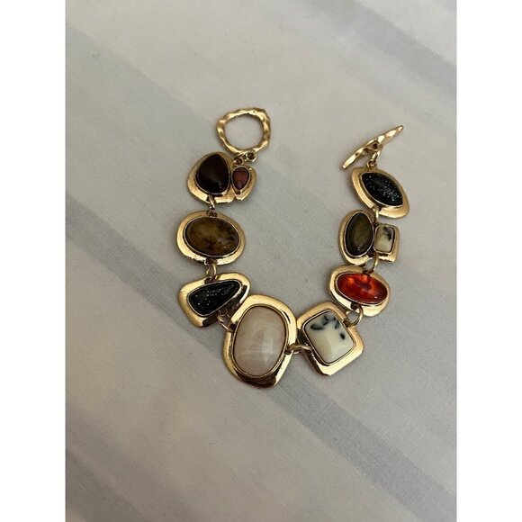 Chunky bracelet, Vintage style bracelet , statement bracelet , gold - Picture 3 of 6